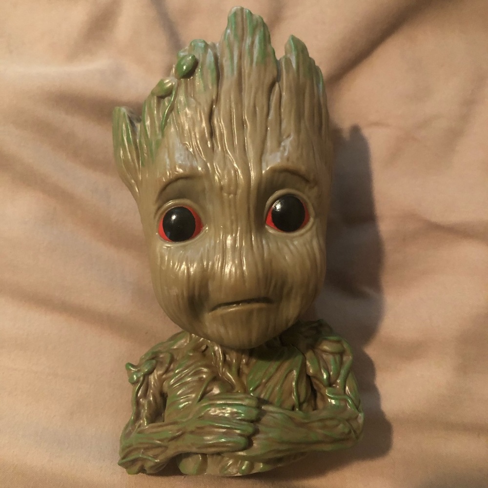 Groot Marvel planter